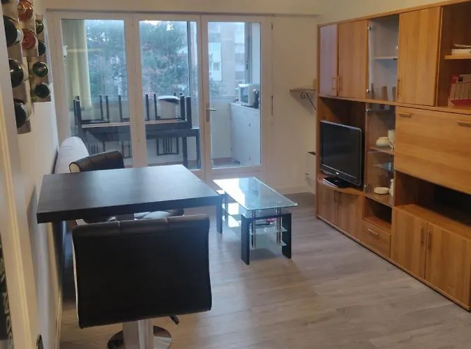 Apartman F3 Pres Hippodrome Centre-ville